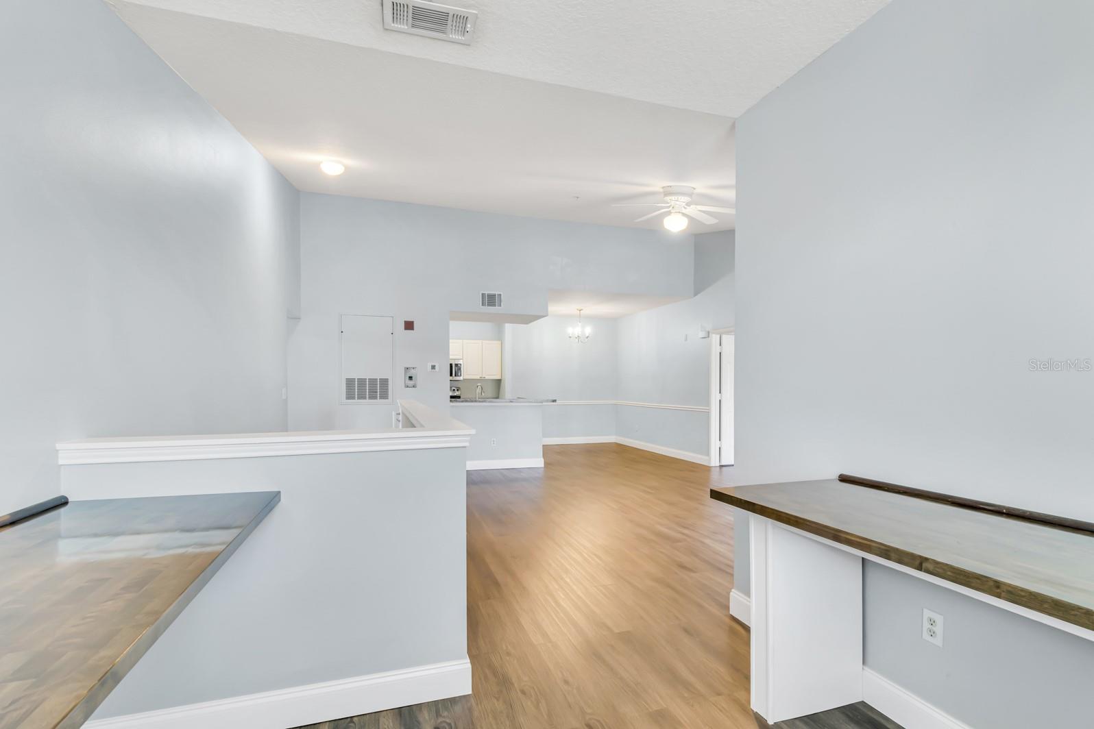 Image 23 of 59 For 14304 Fredricksburg Drive 402