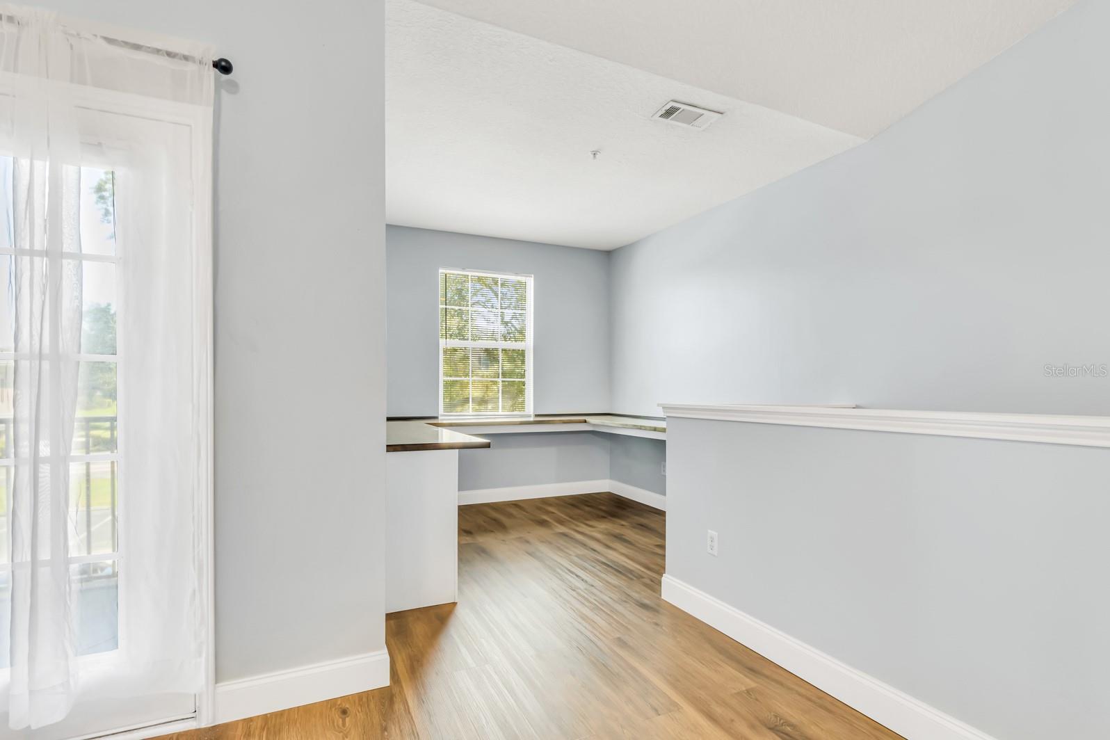 Image 24 of 59 For 14304 Fredricksburg Drive 402