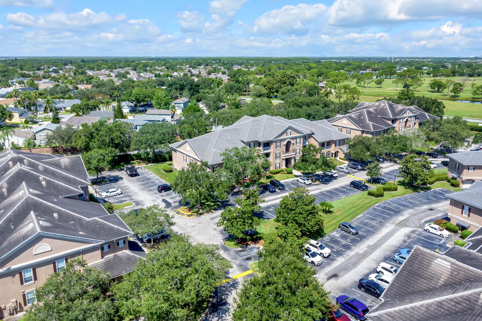 Image 38 of 59 For 14304 Fredricksburg Drive 402