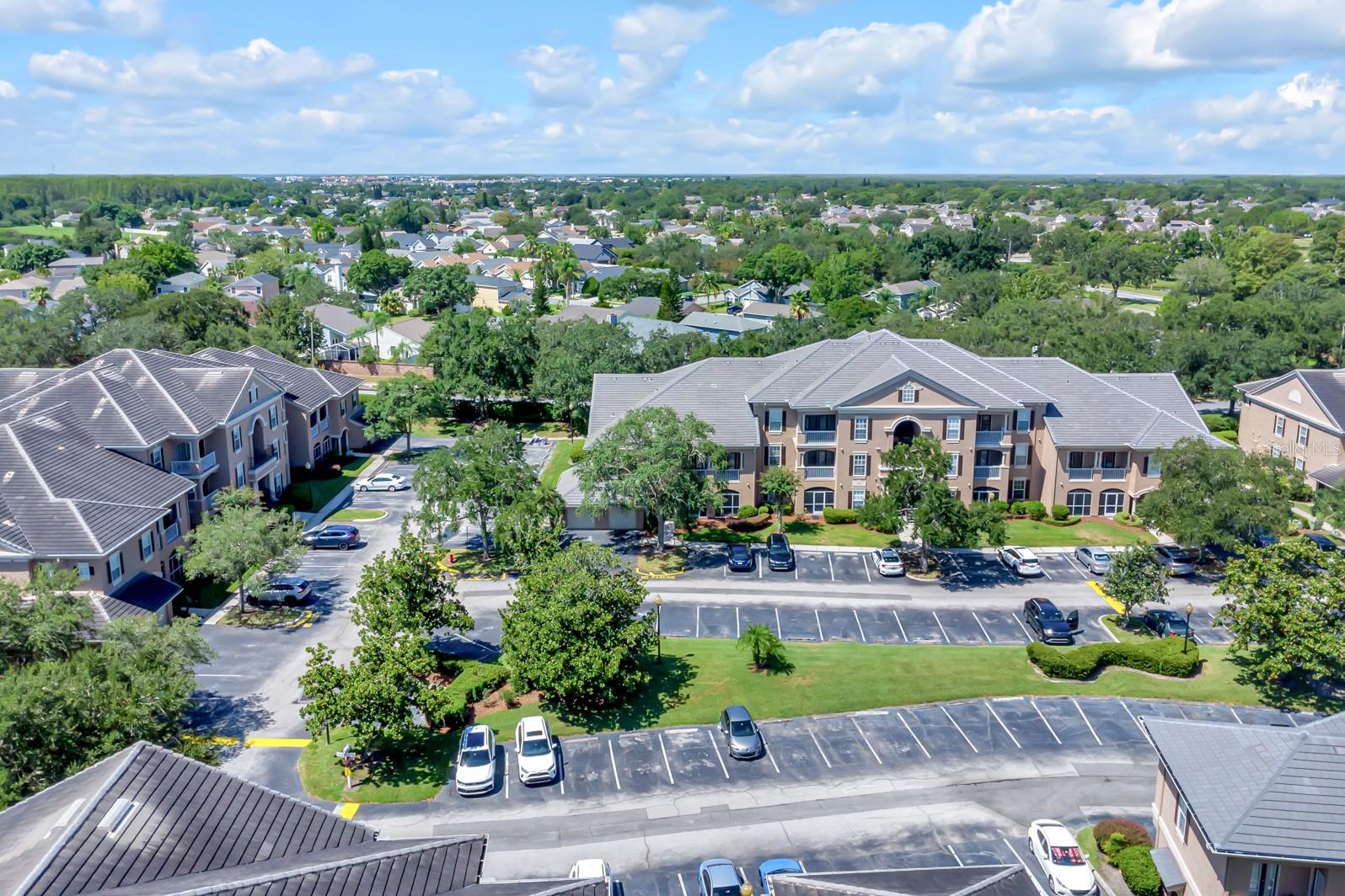 Image 39 of 59 For 14304 Fredricksburg Drive 402