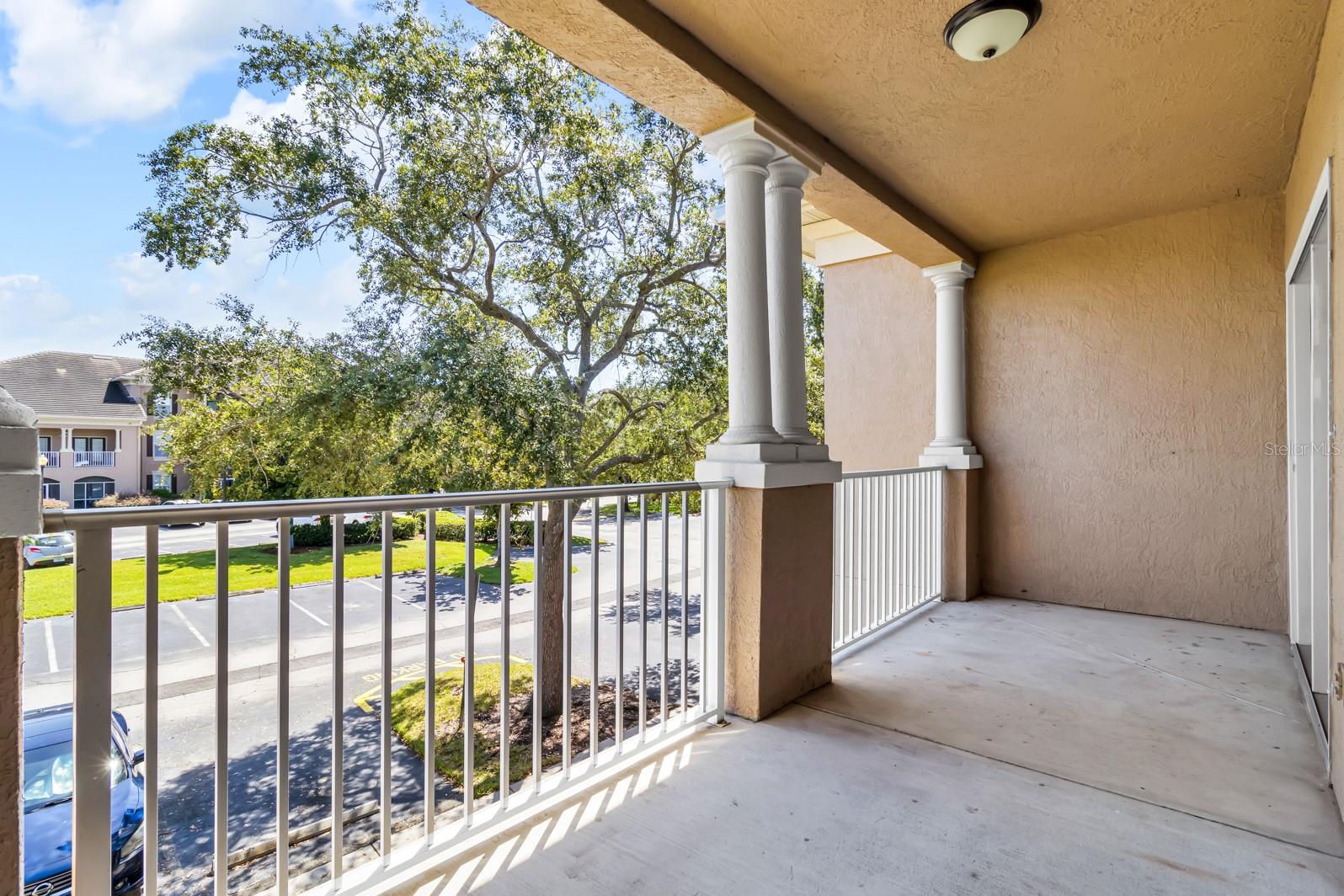 Image 6 of 59 For 14304 Fredricksburg Drive 402