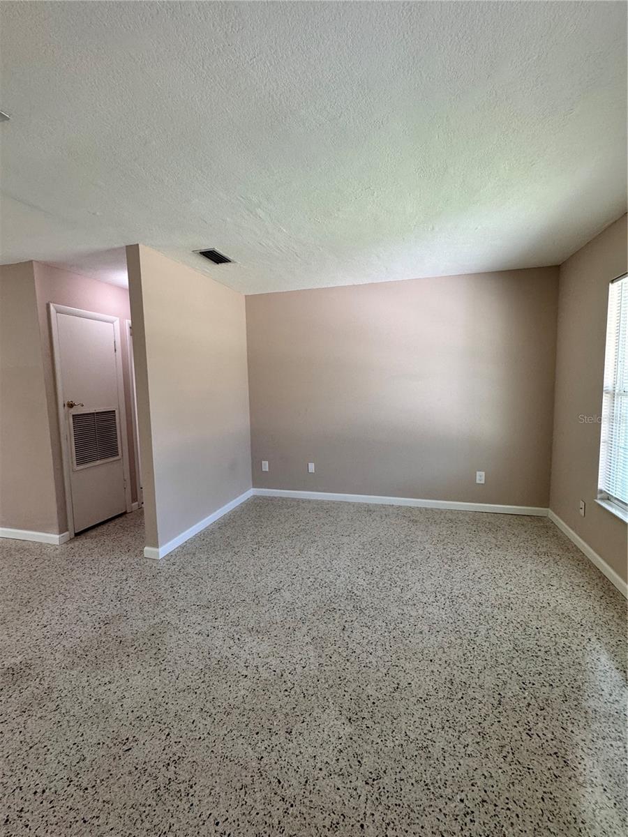 Image 6 of 26 For 4363 Cassius Street