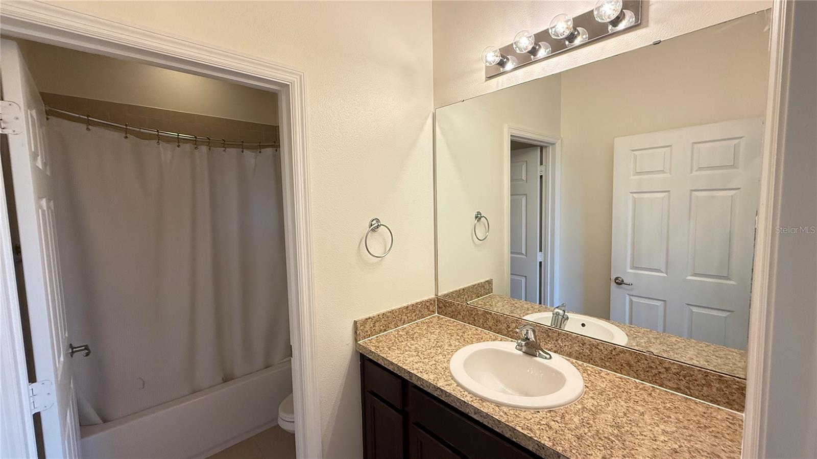 Image 16 of 24 For 1731 Portofino Meadows Boulevard