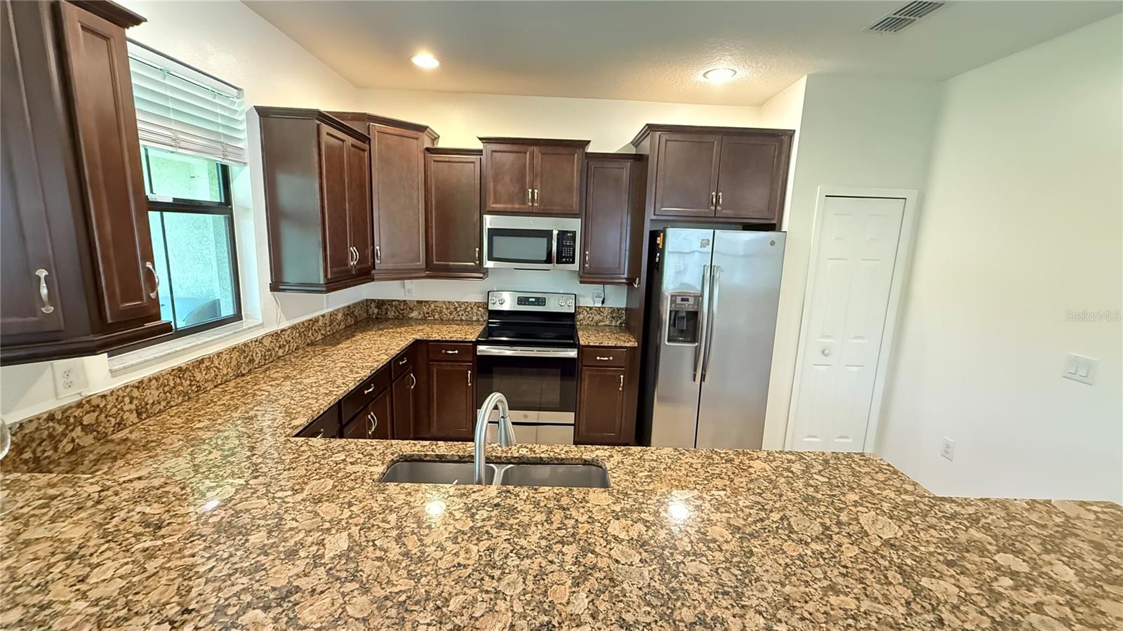 Image 6 of 24 For 1731 Portofino Meadows Boulevard