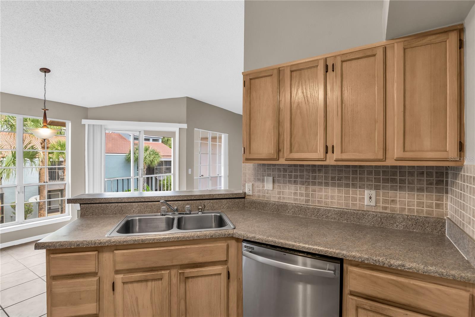 Image 15 of 36 For 4807 Normandy  202