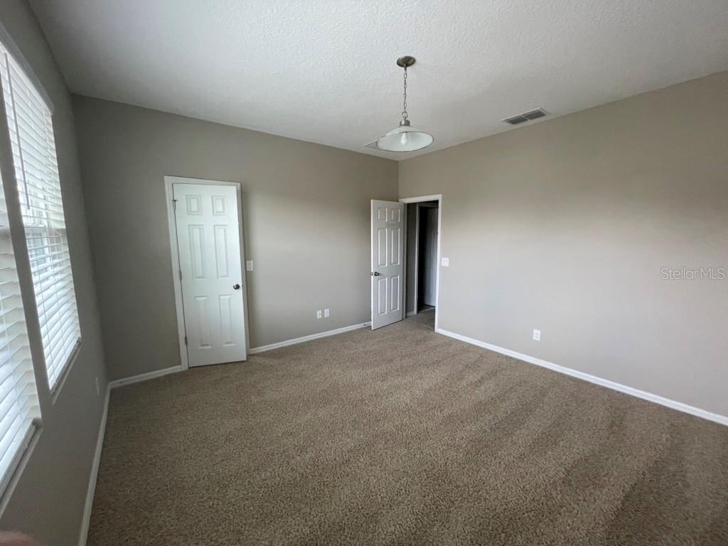 Image 21 of 34 For 15221 Sunrise Grove Court