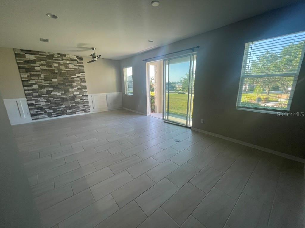 Image 24 of 34 For 15221 Sunrise Grove Court