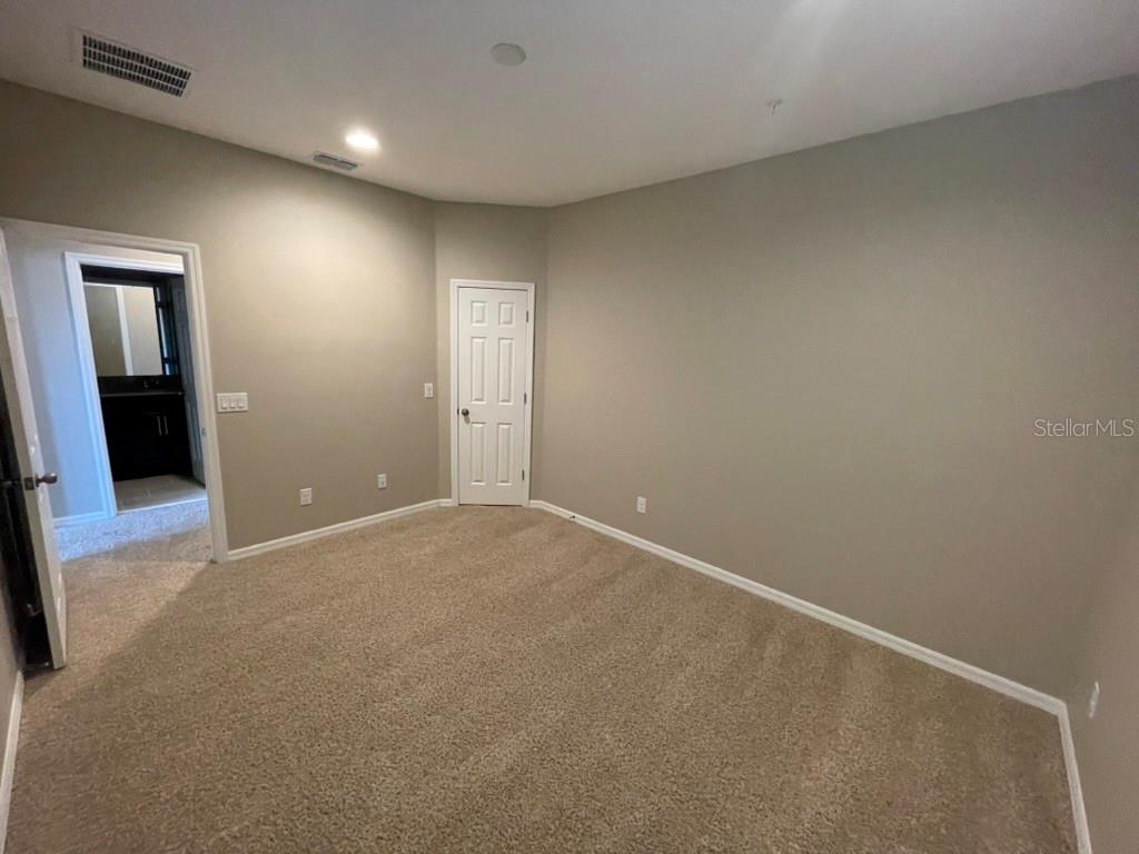 Image 25 of 34 For 15221 Sunrise Grove Court