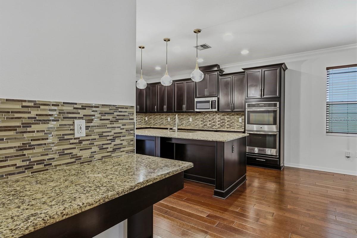 Image 15 of 40 For 2669 Peony Drive