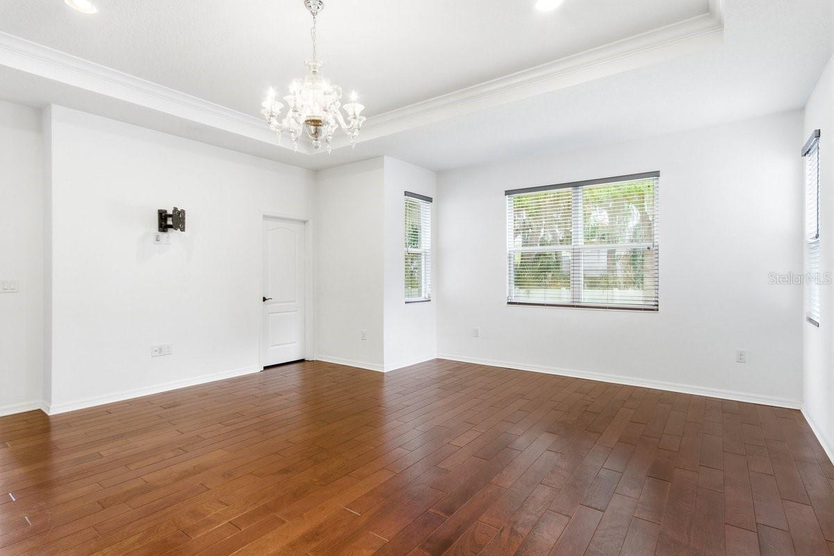 Image 19 of 40 For 2669 Peony Drive