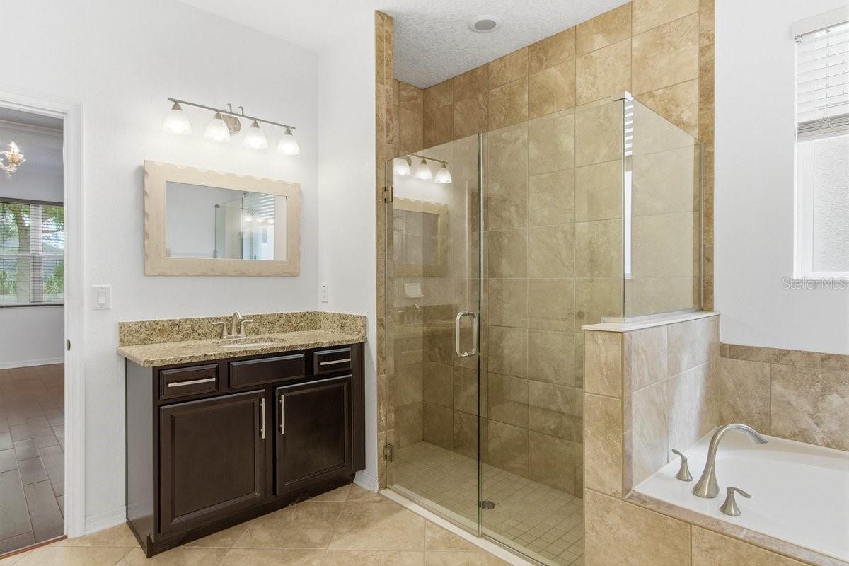 Image 20 of 40 For 2669 Peony Drive