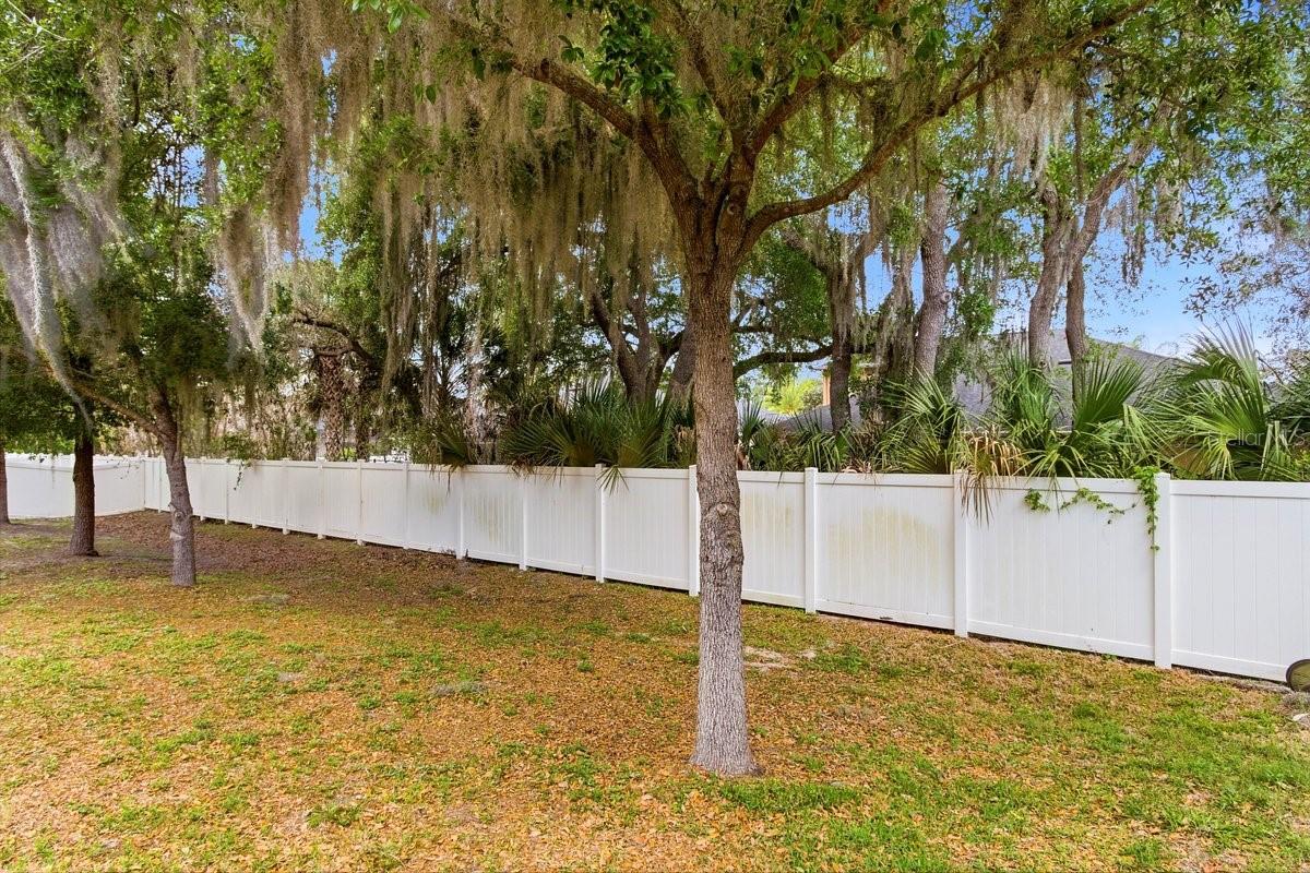 Image 39 of 40 For 2669 Peony Drive