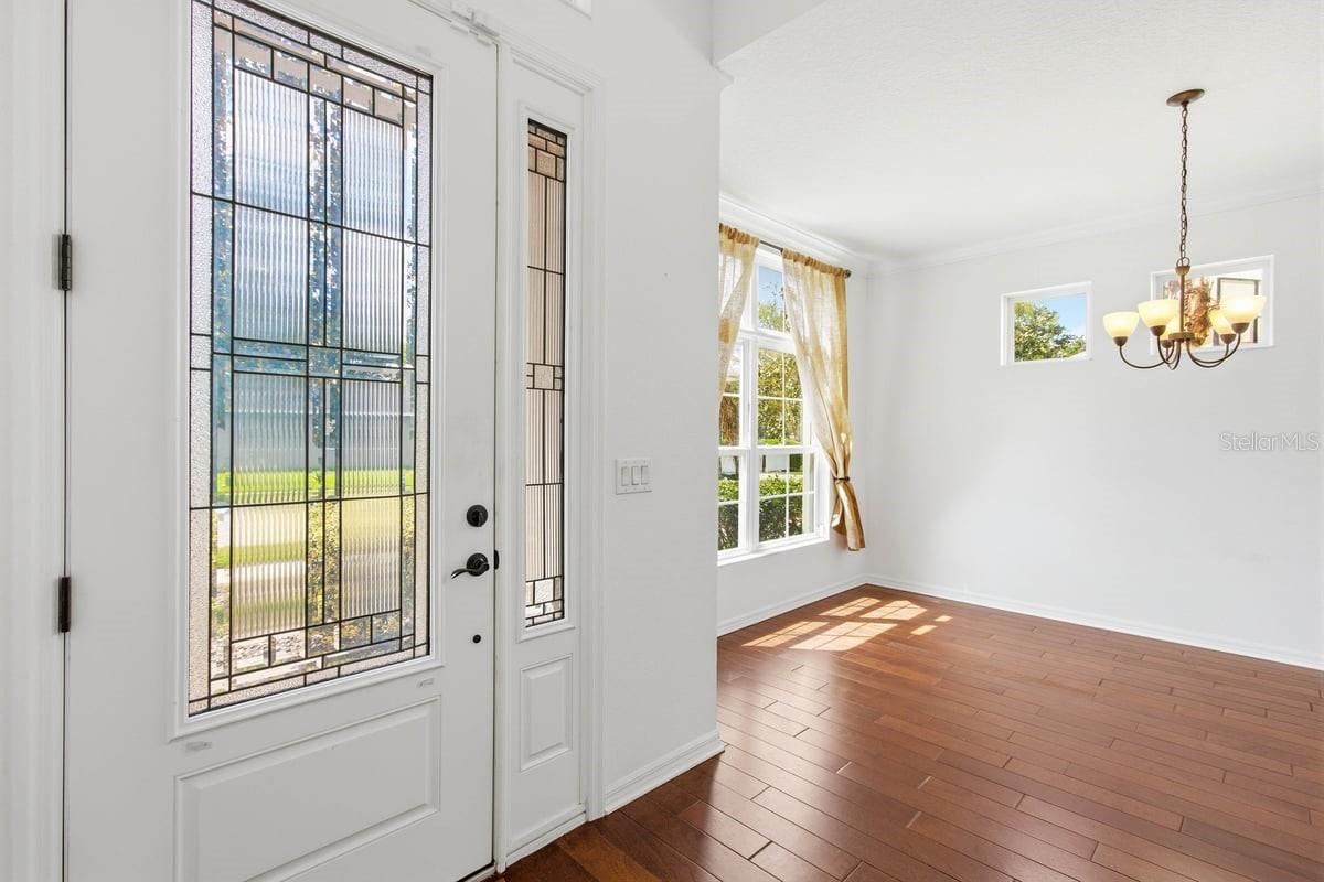 Image 5 of 40 For 2669 Peony Drive