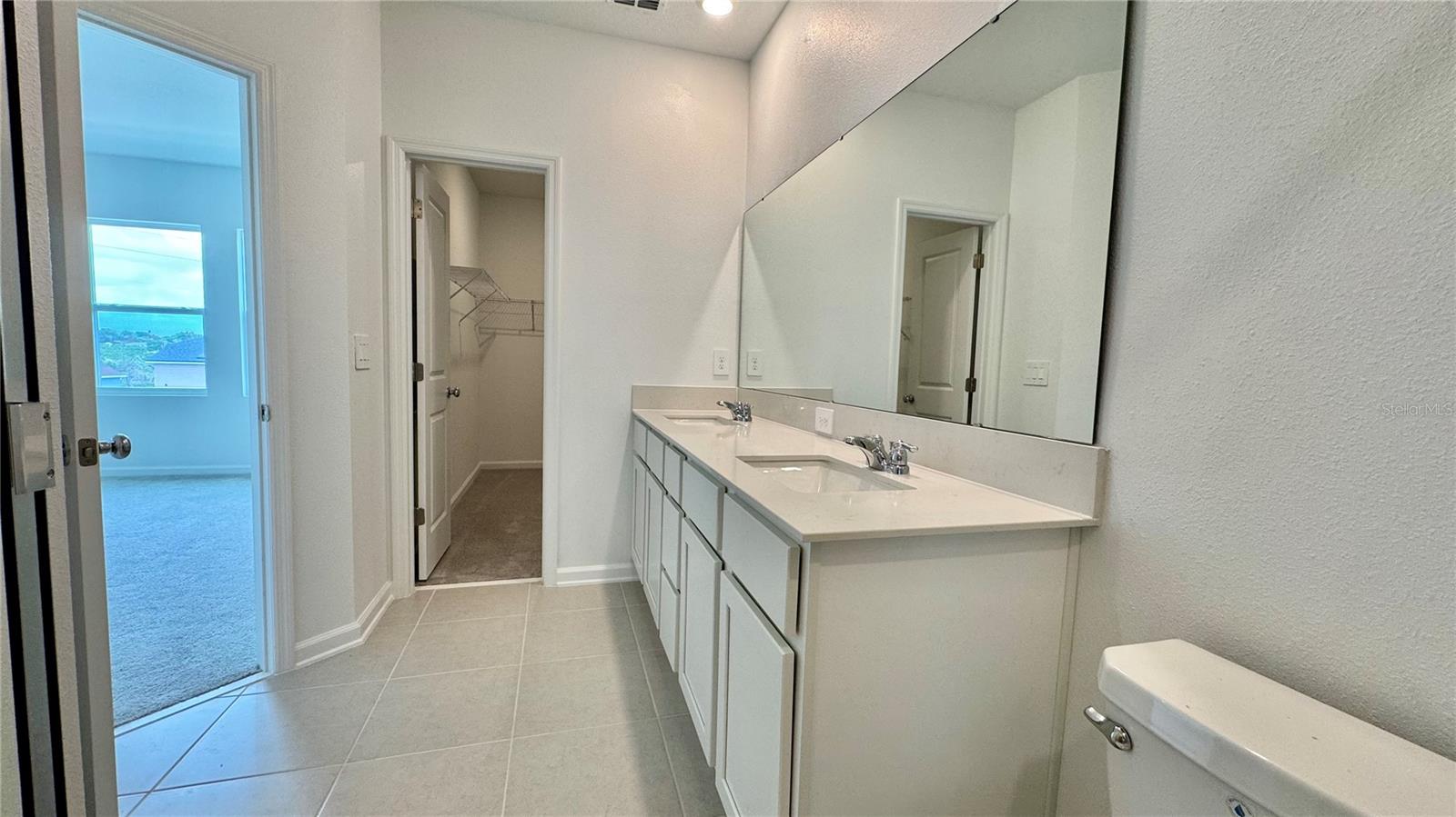 Image 19 of 28 For 325 Sol Vista Drive