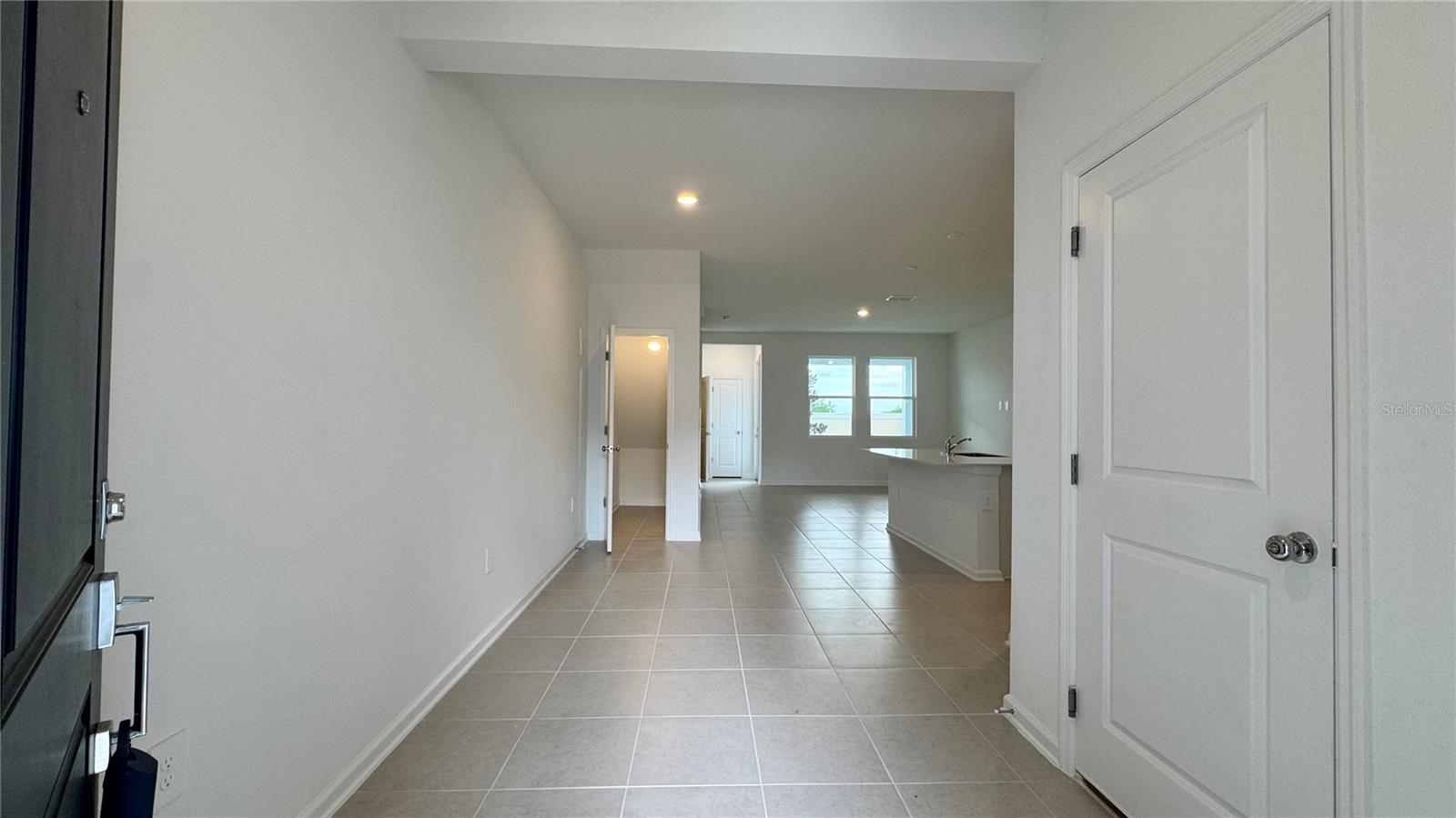 Image 2 of 28 For 325 Sol Vista Drive