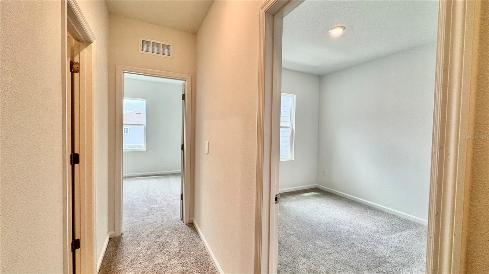 Image 25 of 28 For 325 Sol Vista Drive