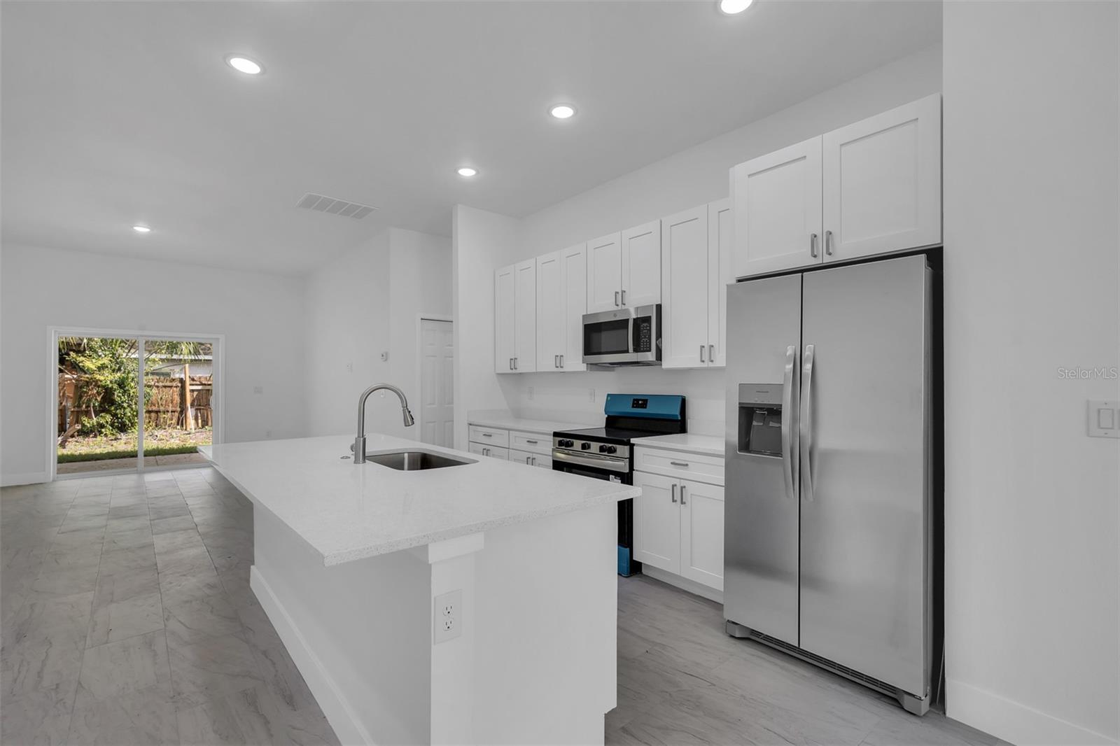 Image 4 of 7 For 1221 5th Street