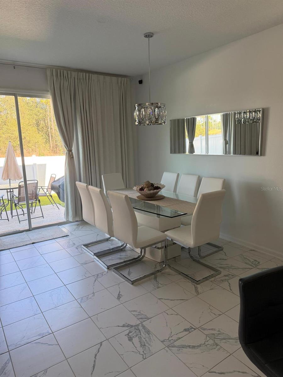 Image 3 of 10 For 7733 Stone Creek Trail