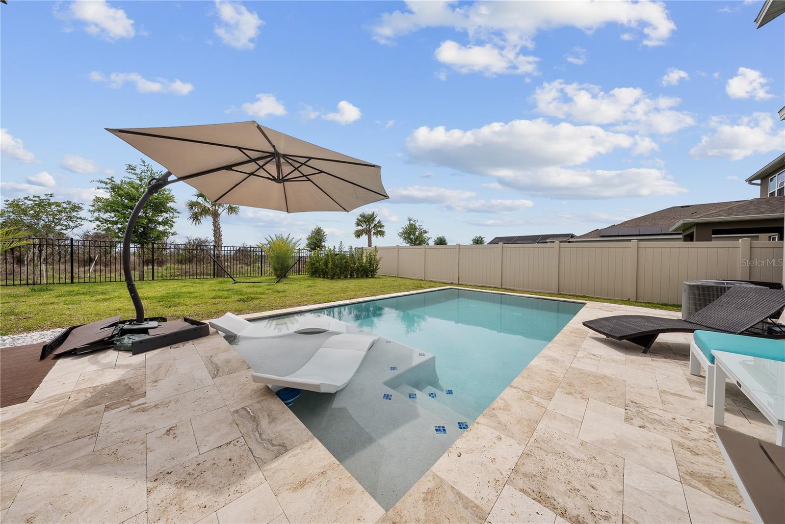 Image 18 of 80 For 14455 Crestavista Ave