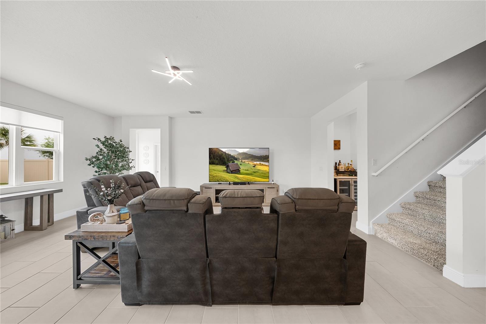 Image 34 of 80 For 14455 Crestavista Ave