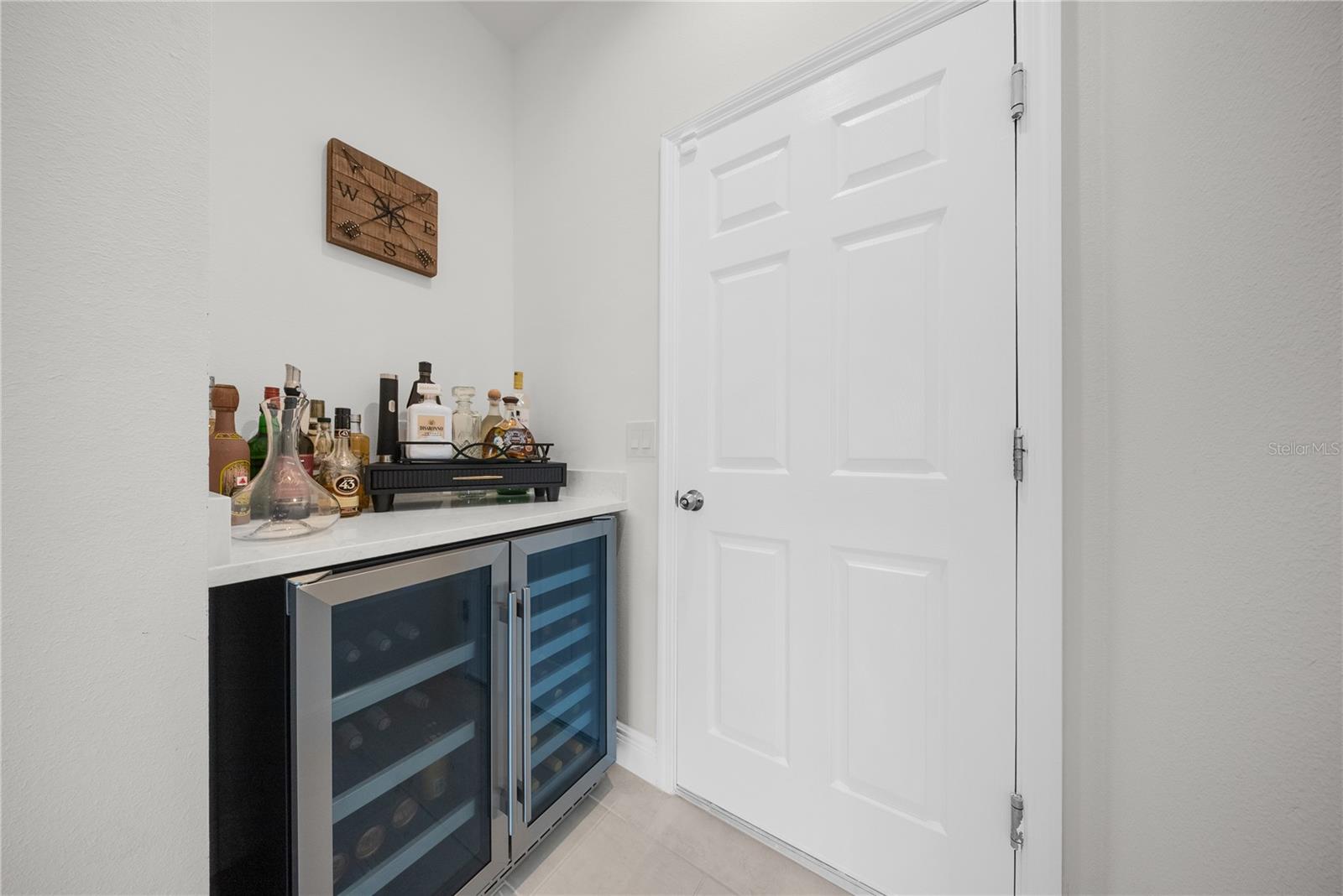 Image 36 of 80 For 14455 Crestavista Ave