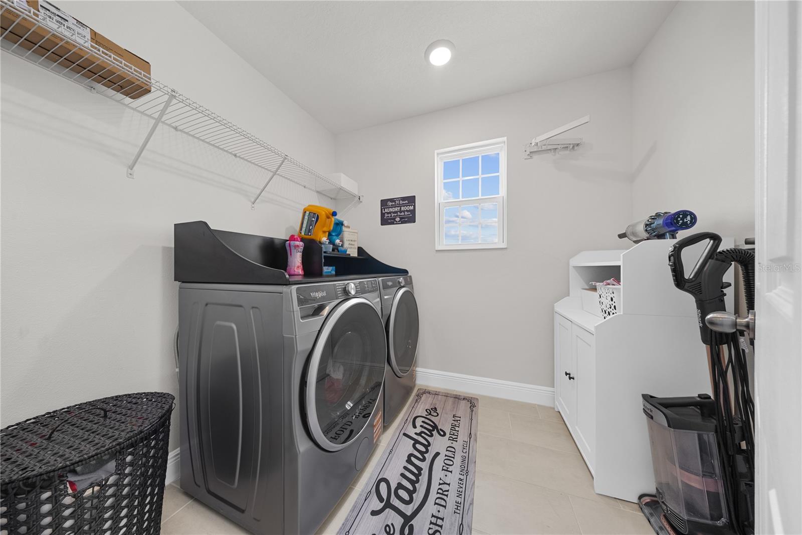 Image 52 of 80 For 14455 Crestavista Ave