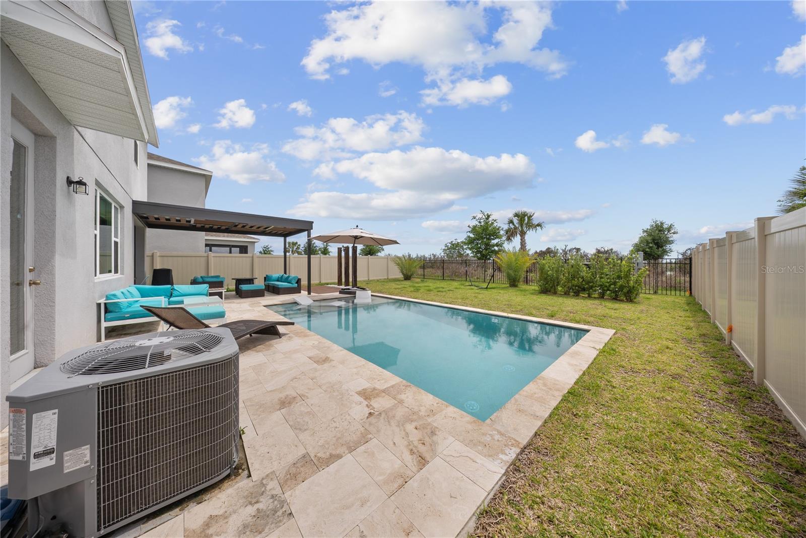 Image 6 of 80 For 14455 Crestavista Ave