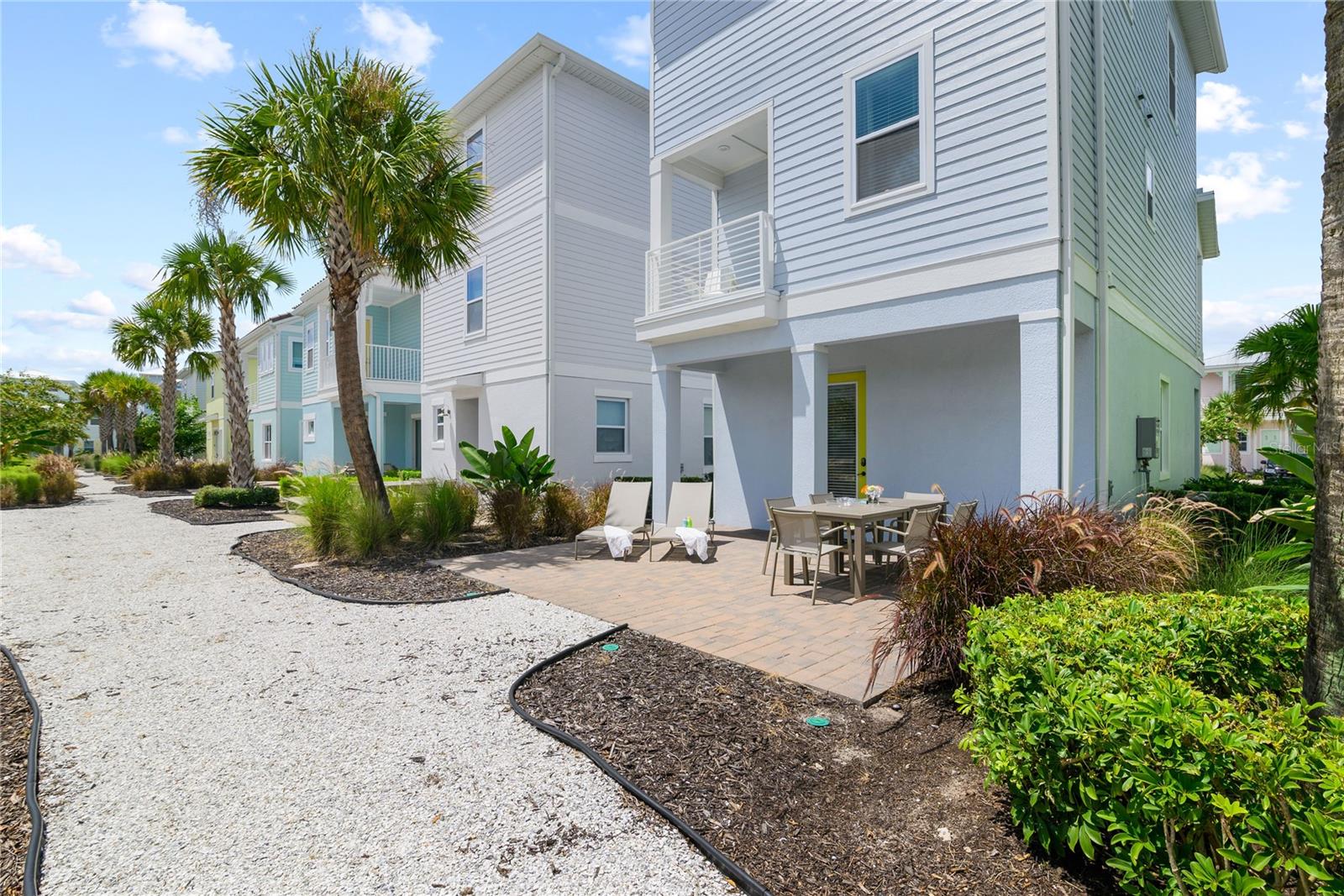 Image 4 of 77 For 8040 Lost Shaker Lane