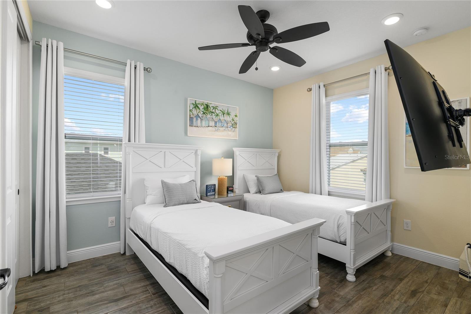 Image 53 of 77 For 8040 Lost Shaker Lane