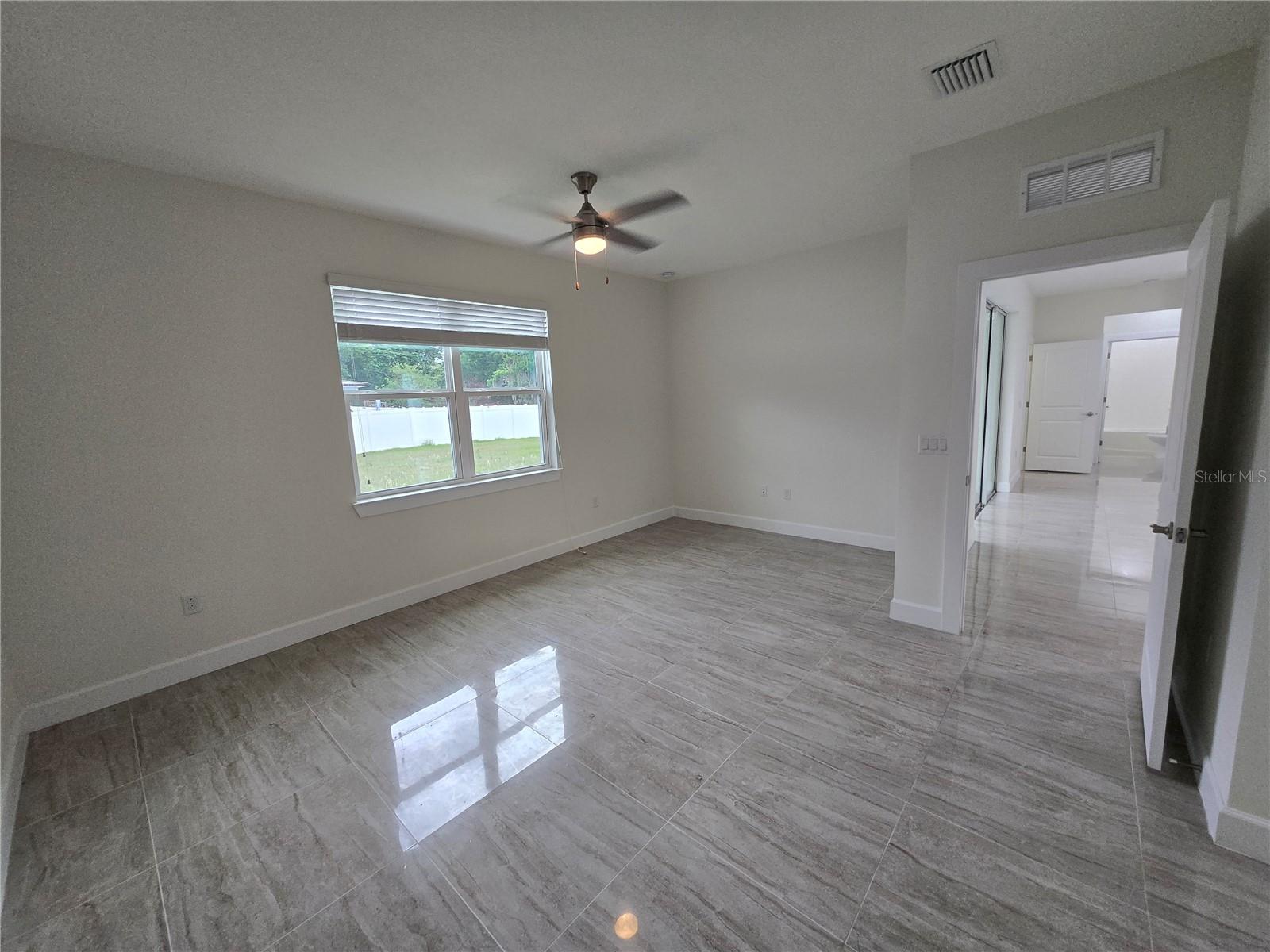 Image 19 of 45 For 890 19th Street
