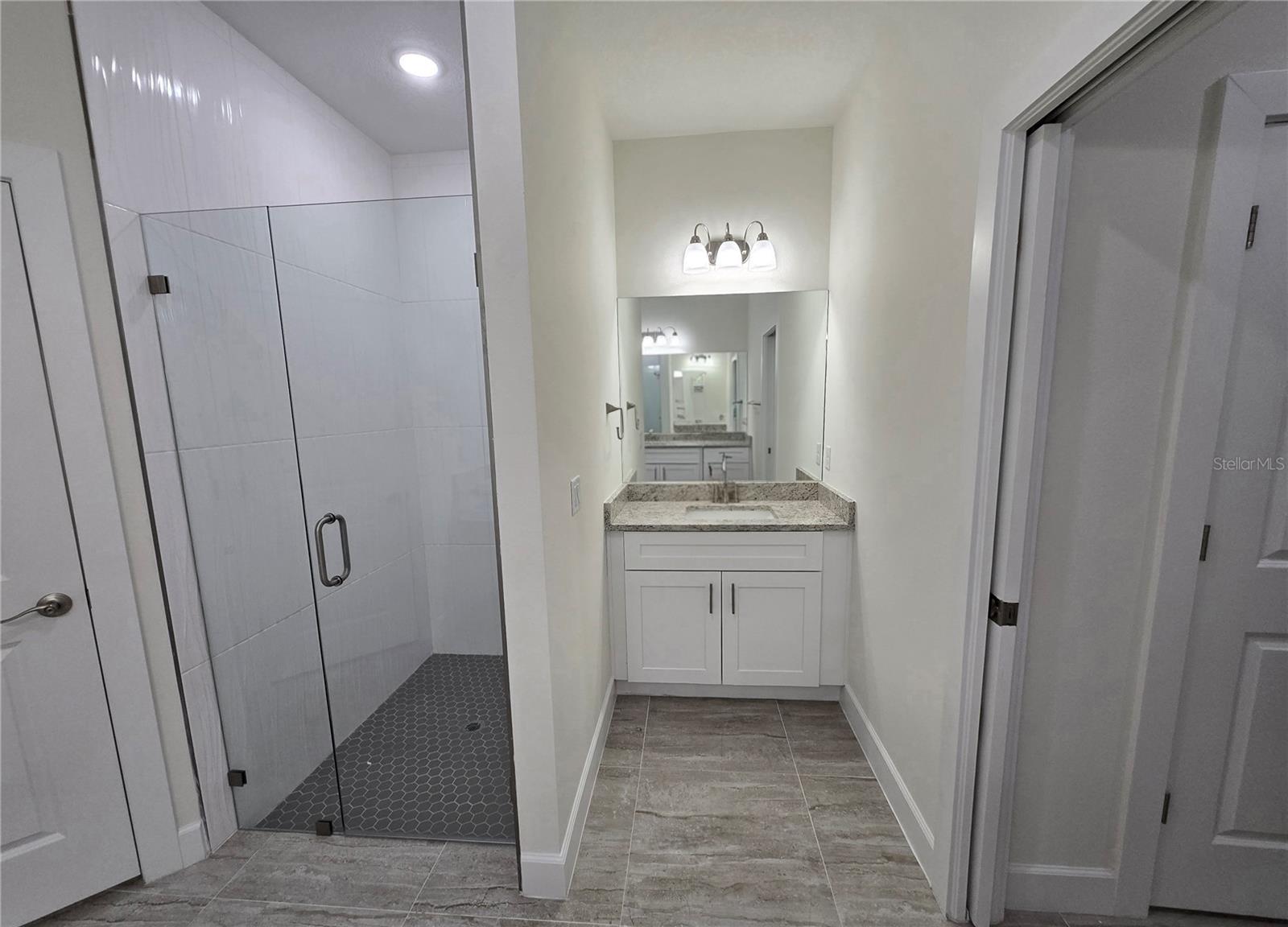 Image 22 of 45 For 890 19th Street