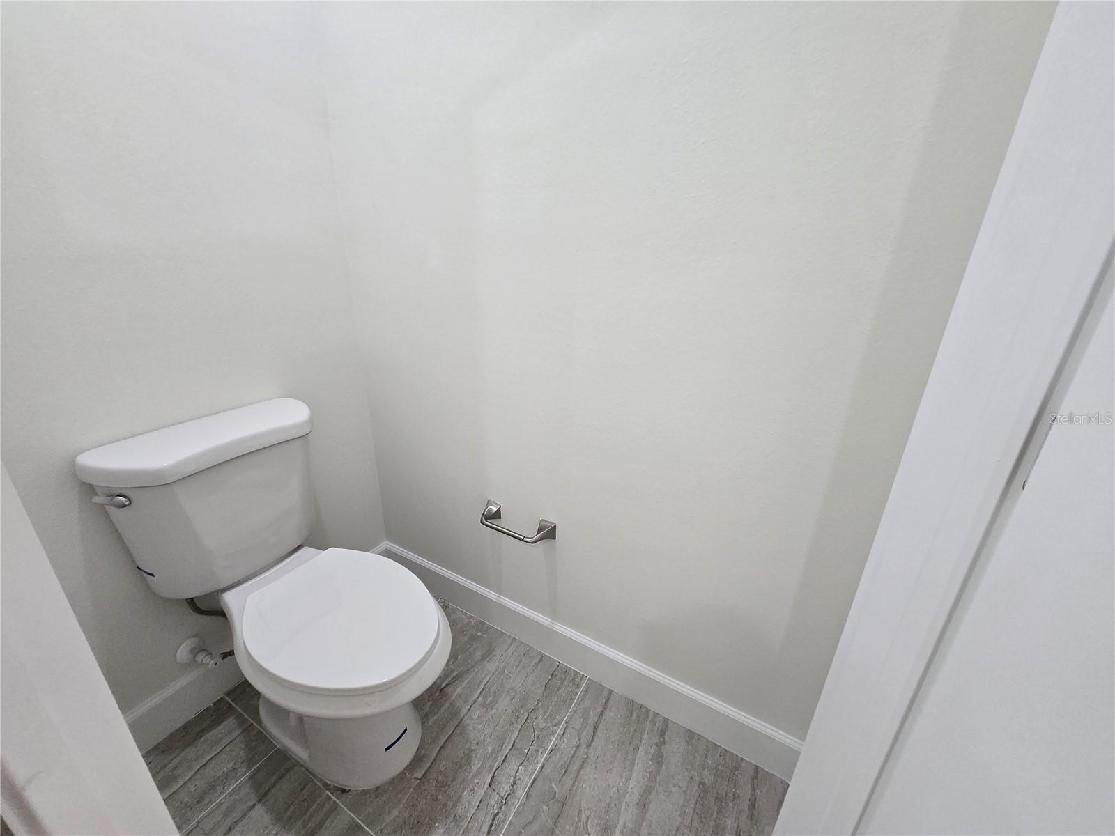 Image 25 of 45 For 890 19th Street