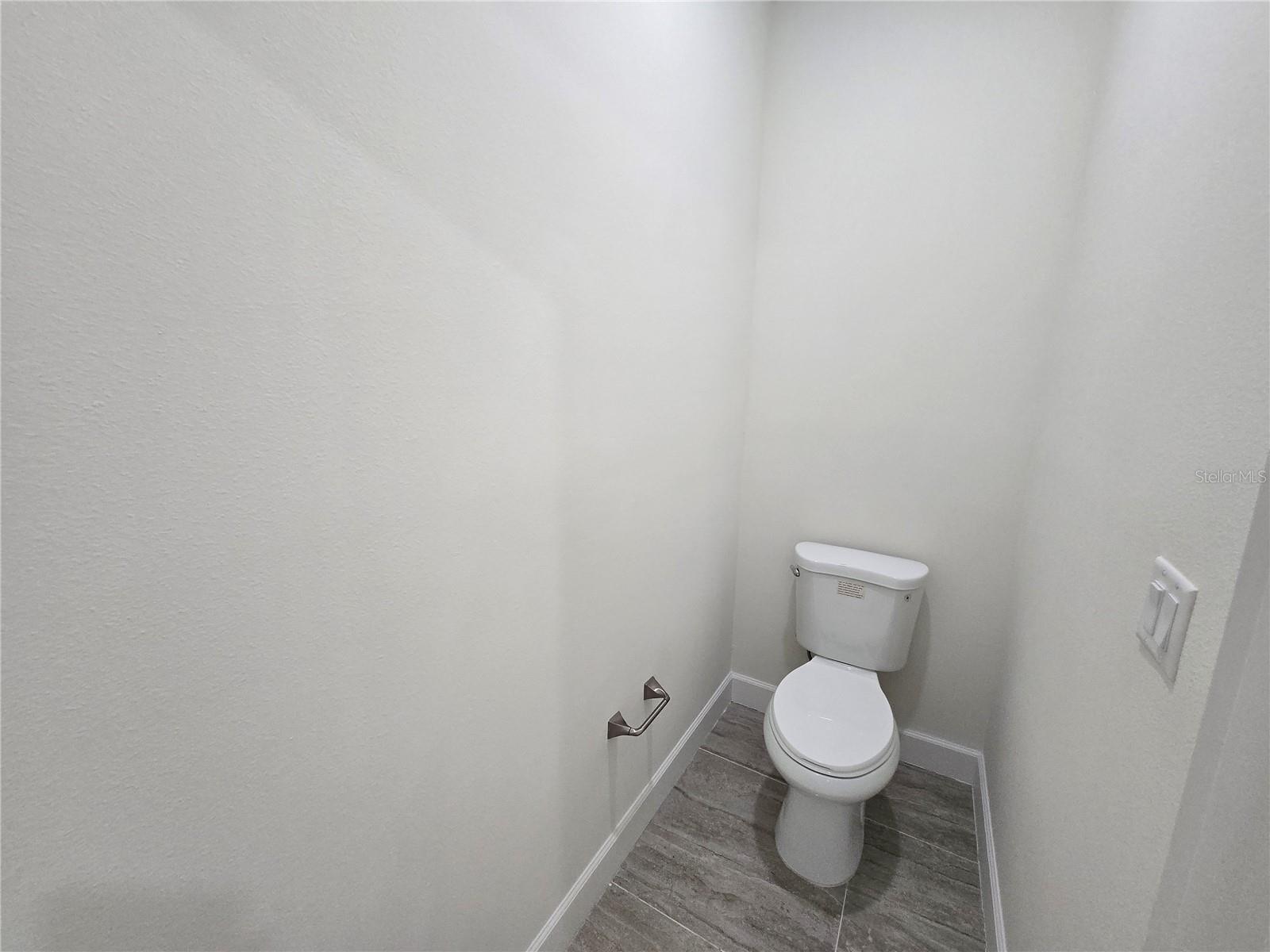 Image 26 of 45 For 890 19th Street