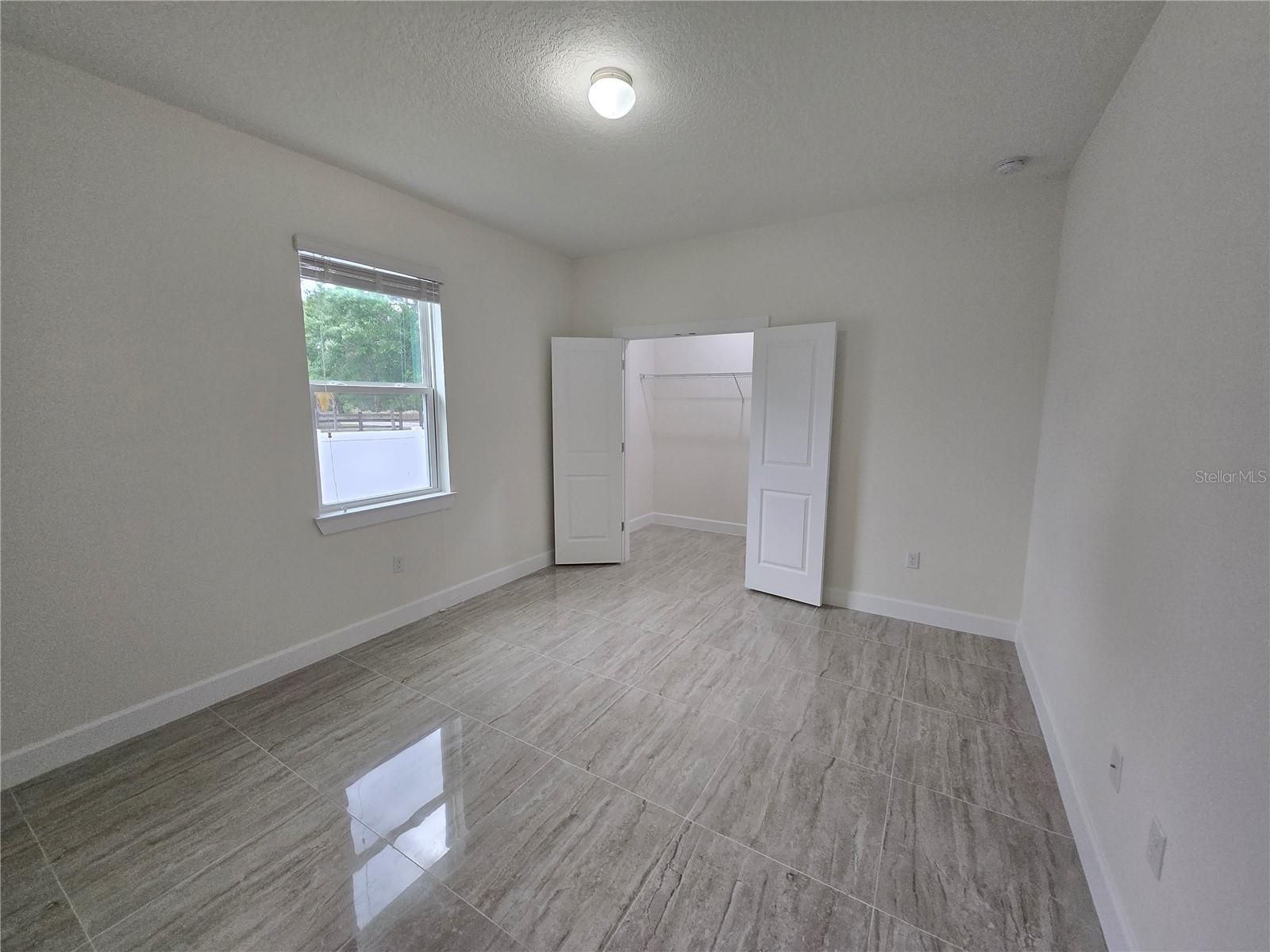 Image 34 of 45 For 890 19th Street