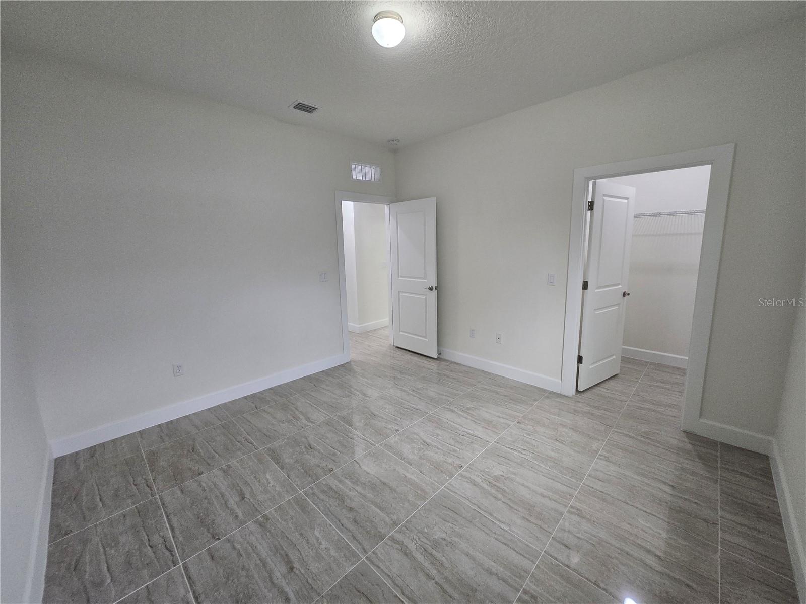 Image 35 of 45 For 890 19th Street