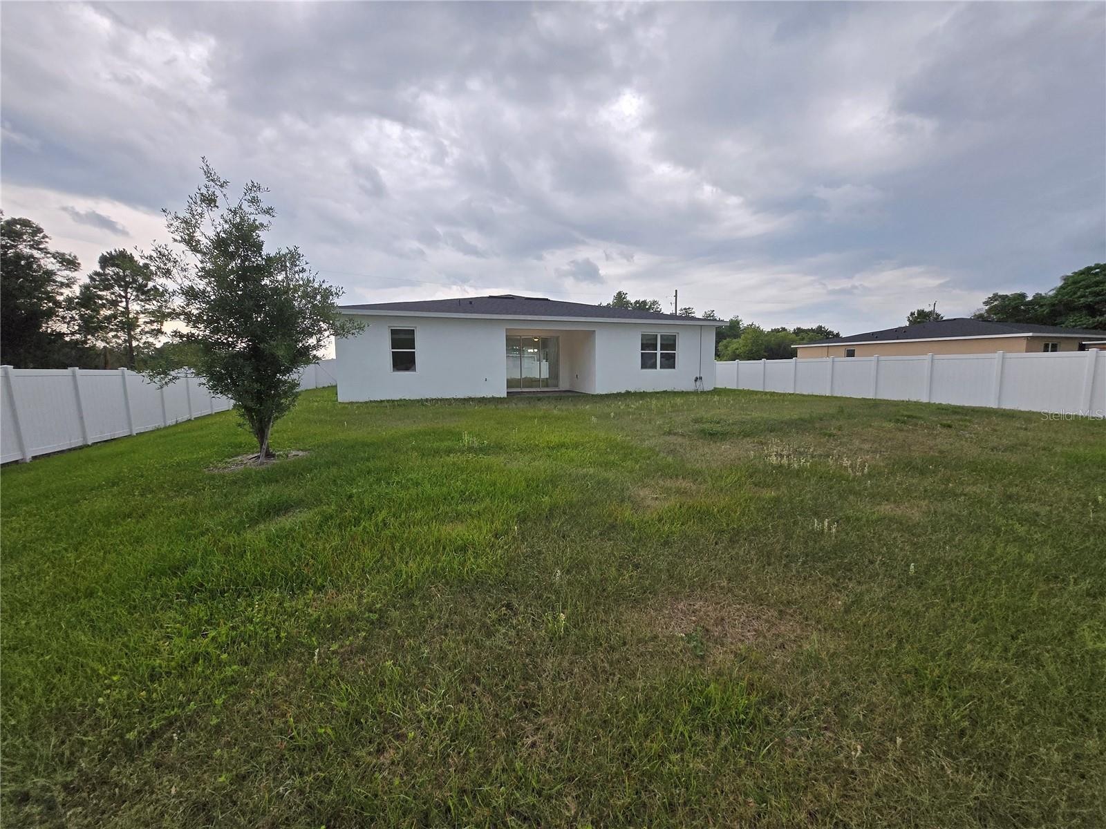 Image 43 of 45 For 890 19th Street