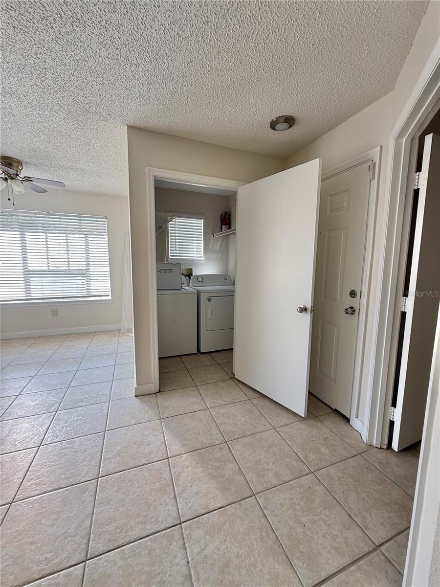 Image 34 of 58 For 2201 Key West Court 314