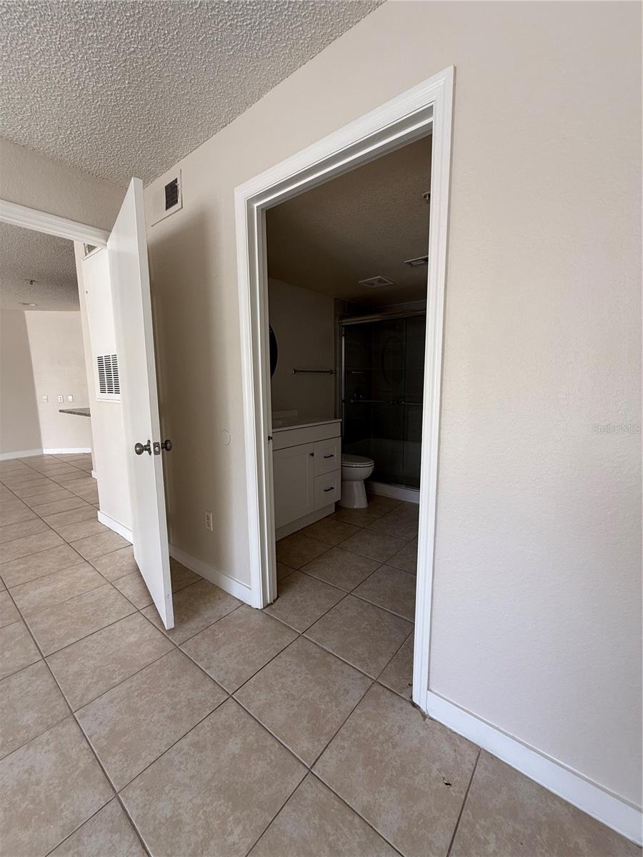 Image 40 of 58 For 2201 Key West Court 314