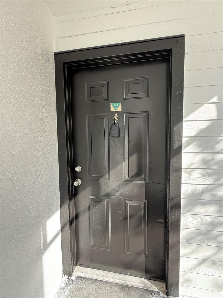 Image 8 of 58 For 2201 Key West Court 314