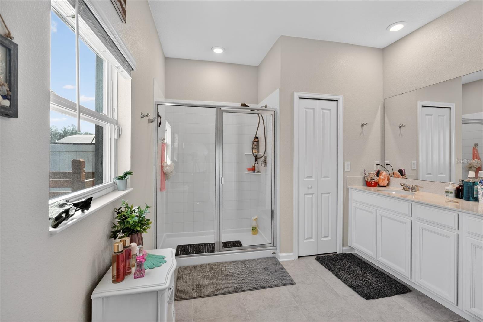 Image 20 of 41 For 4221 Holstein Street