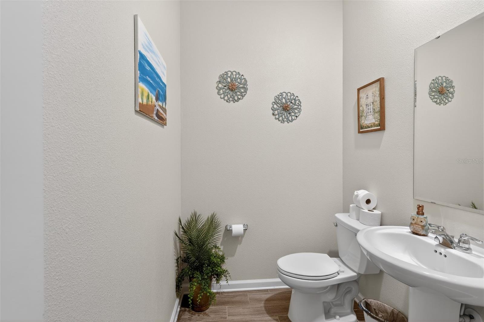 Image 25 of 41 For 4221 Holstein Street