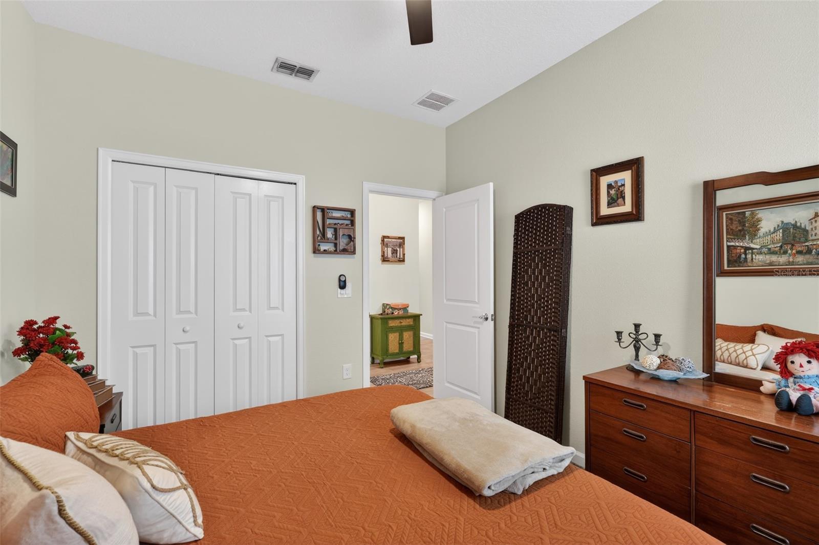 Image 29 of 41 For 4221 Holstein Street