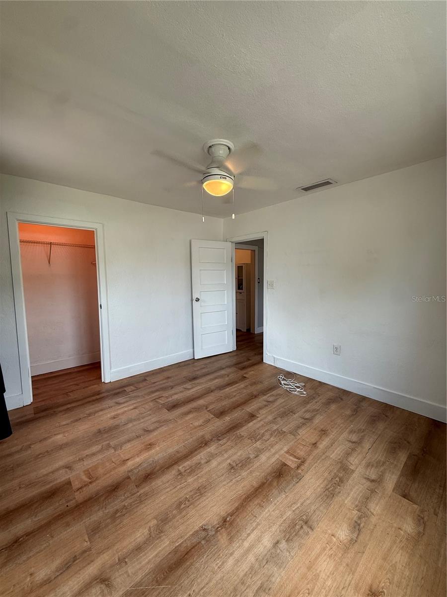 Image 11 of 32 For 425 Massachusetts Avenue