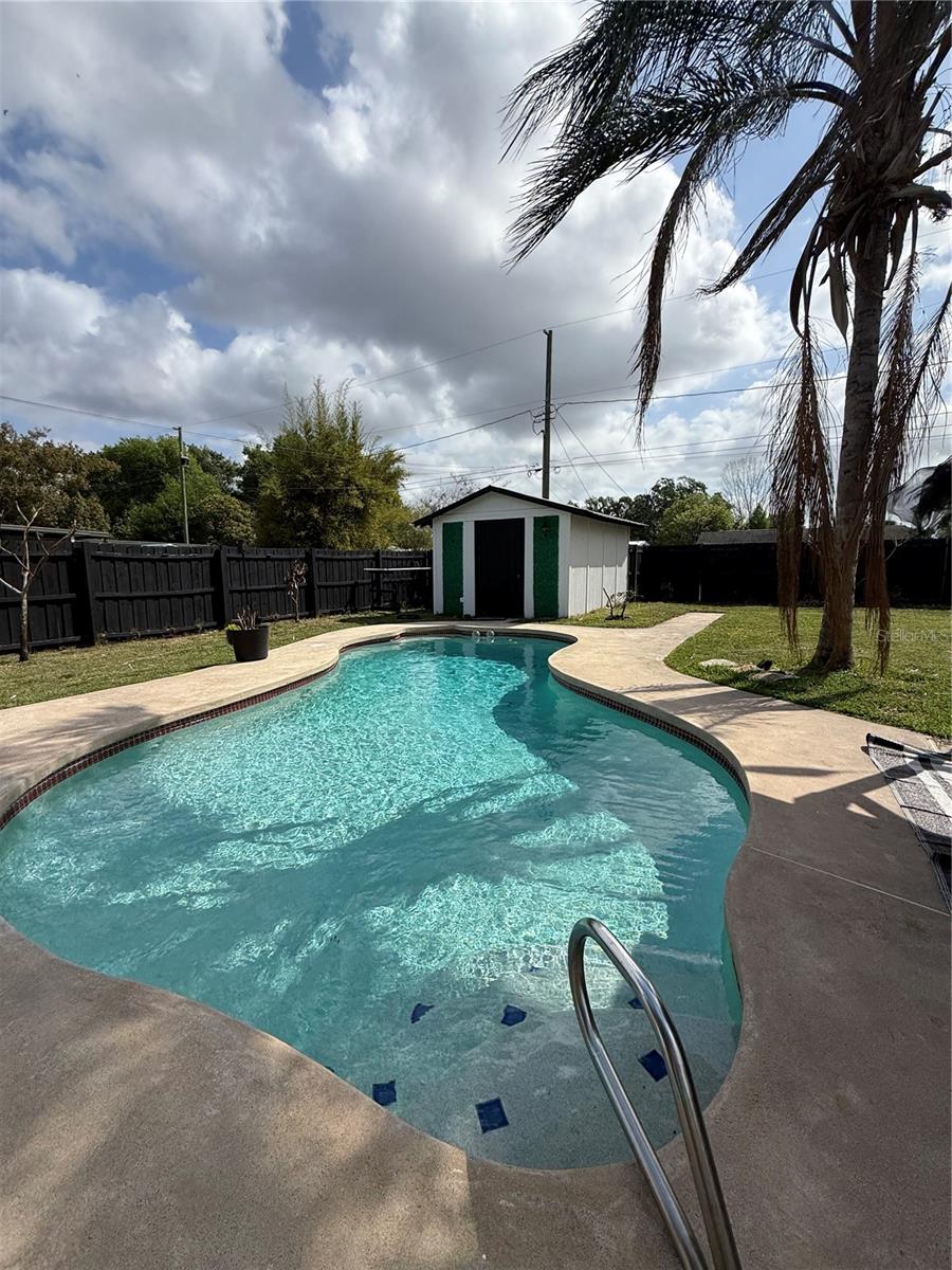 Image 28 of 32 For 425 Massachusetts Avenue