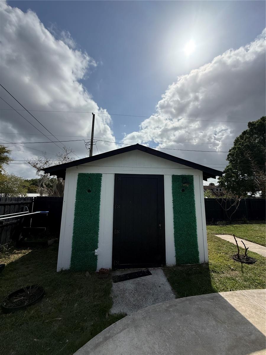 Image 32 of 32 For 425 Massachusetts Avenue