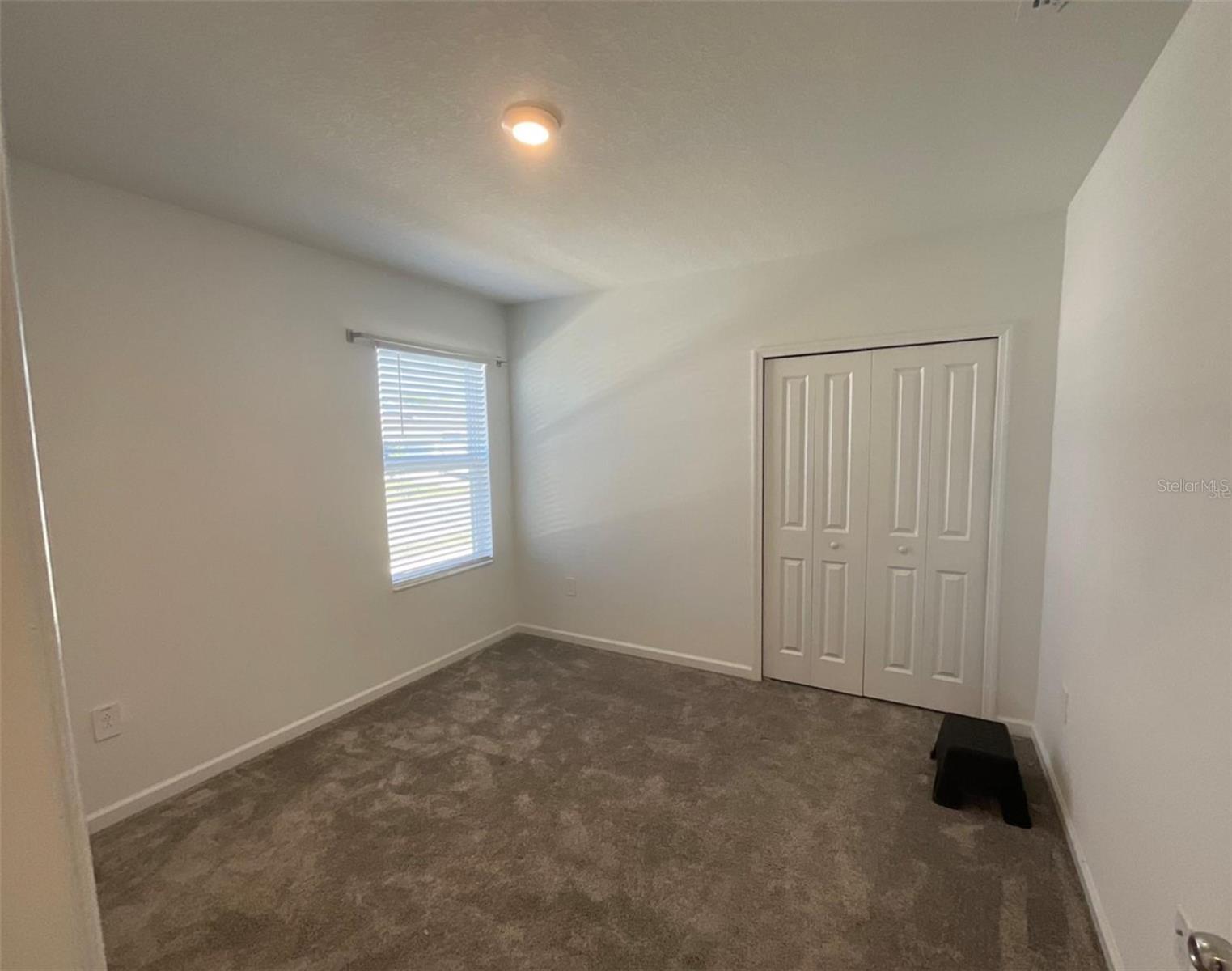 Image 5 of 8 For 401 Sandbar Ln