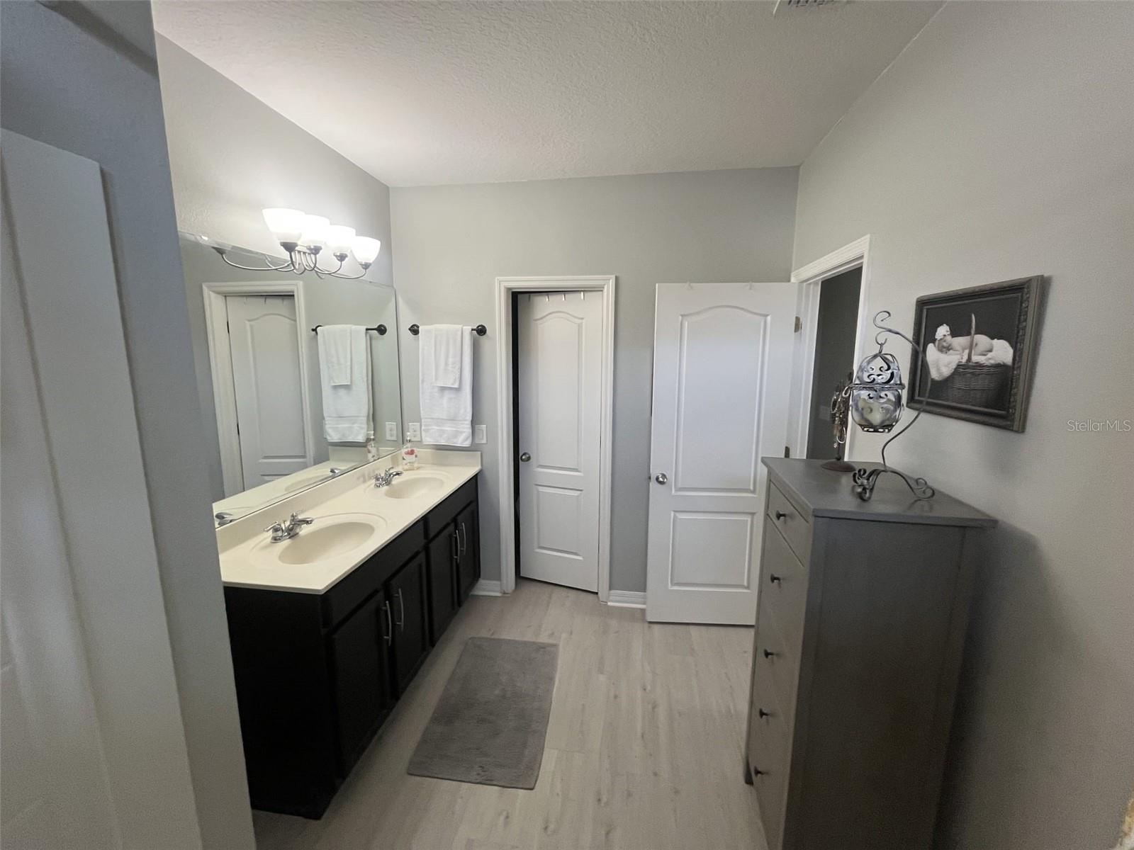 Image 12 of 26 For 6536 Goldenrod Road 67c