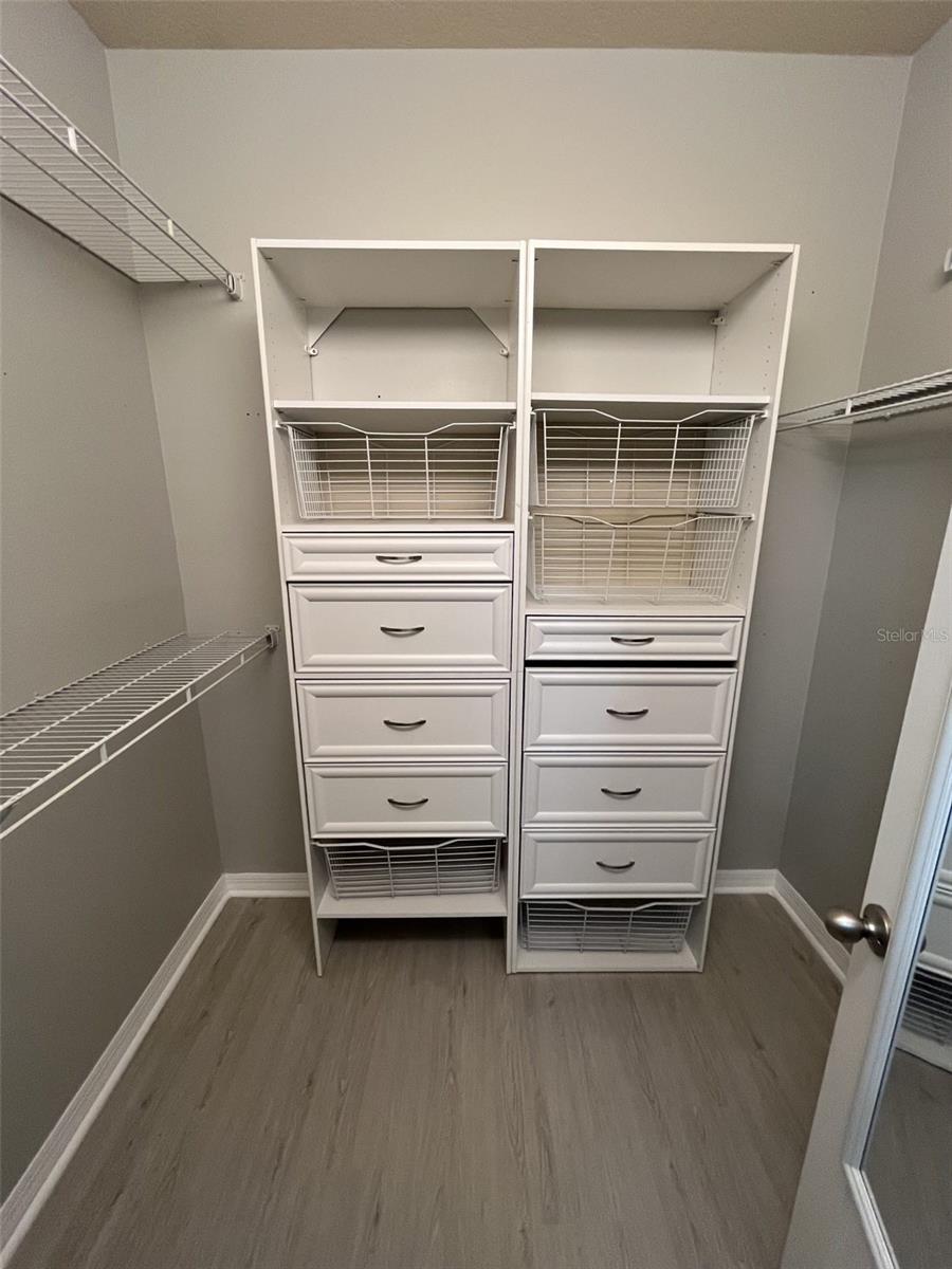 Image 14 of 26 For 6536 Goldenrod Road 67c