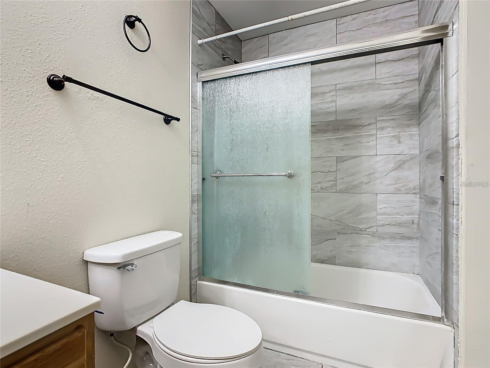 Image 15 of 36 For 3952 Warbler Drive