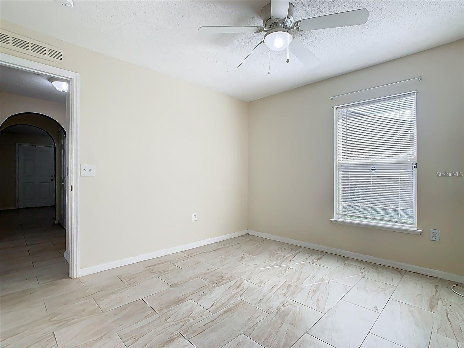 Image 25 of 36 For 3952 Warbler Drive